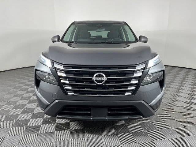 Used 2025 Nissan Rogue SV FWD image 5