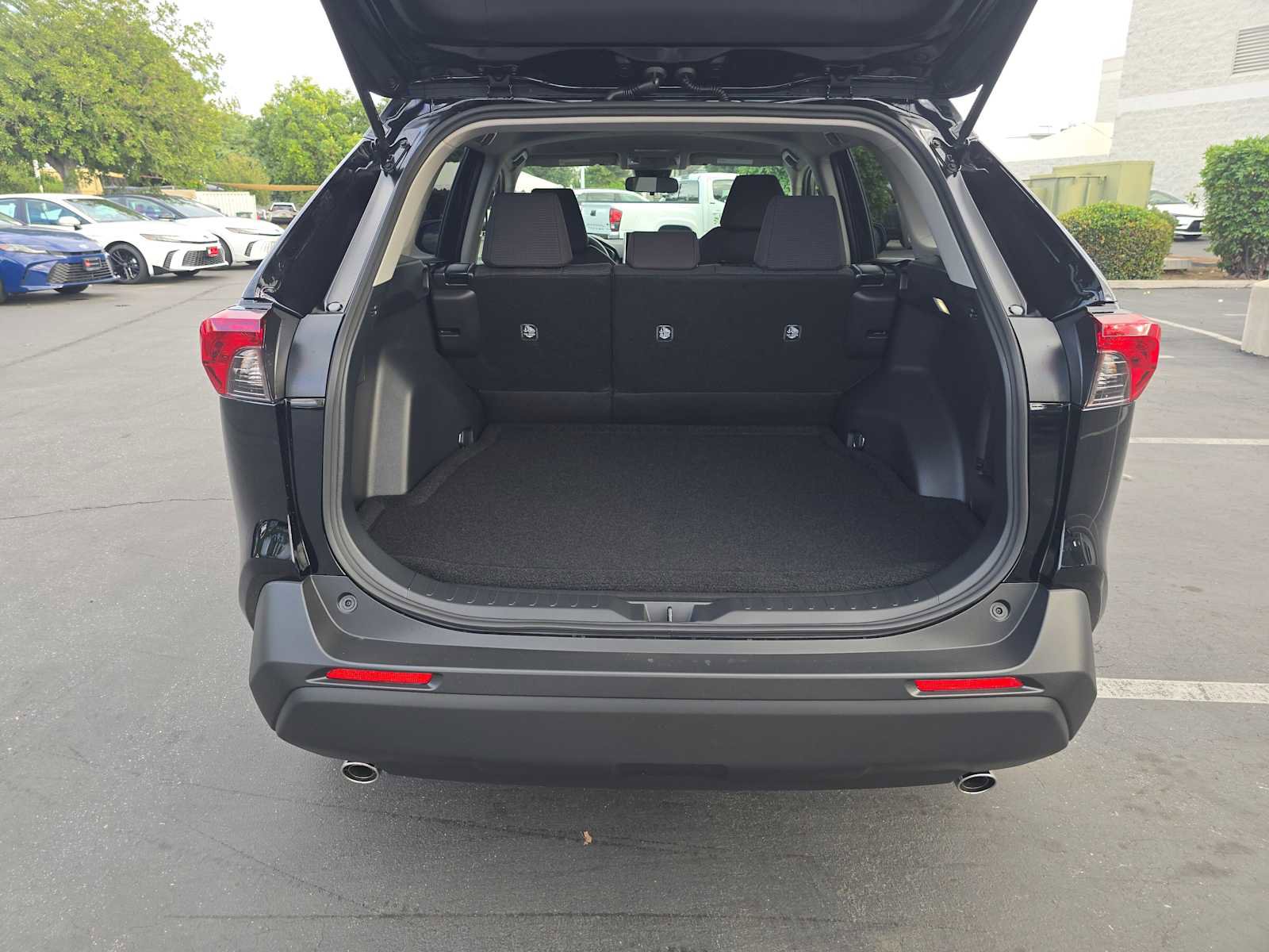 Certified 2025 Toyota RAV4 LE image 16