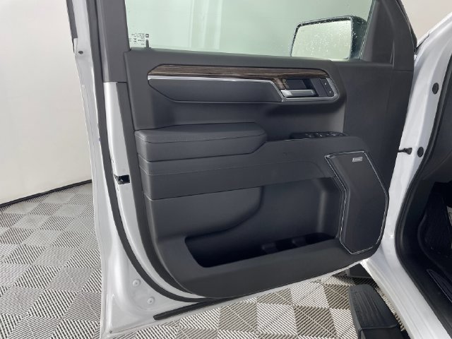 New 2026 GMC Sierra 1500 Elevation w/ Elevation Premium Package AWD/4WD image 14