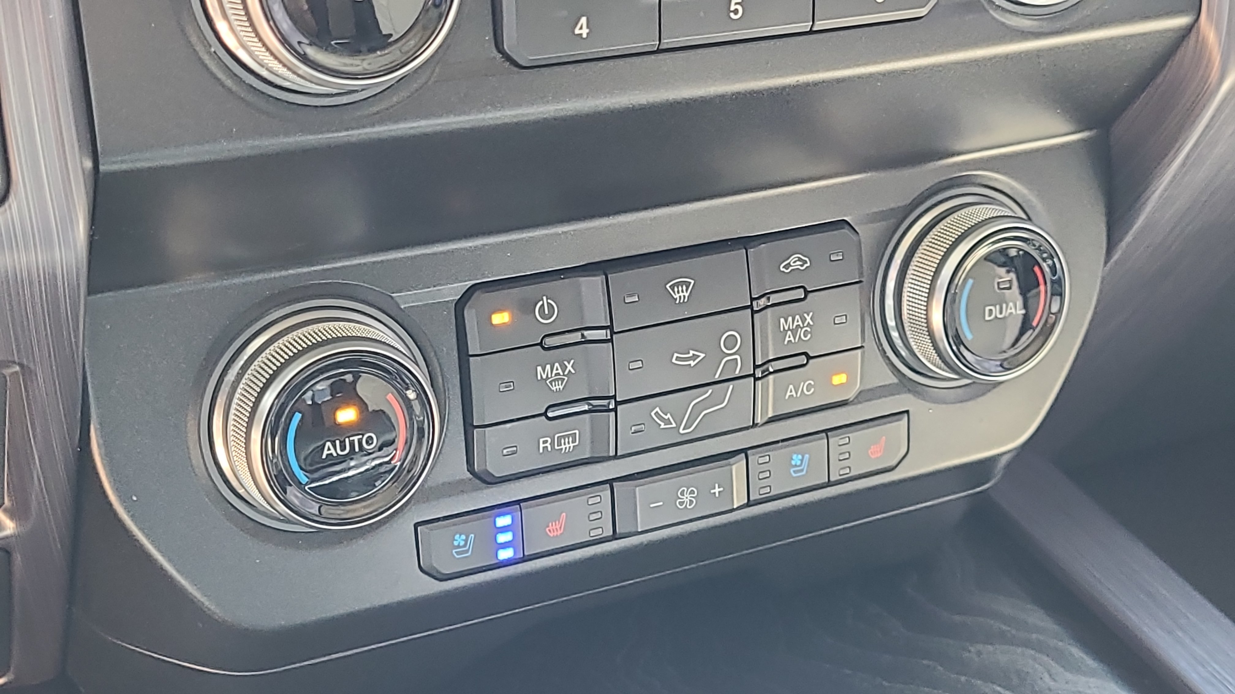 Certified 2021 Ford F350 Limited AWD/4WD image 25