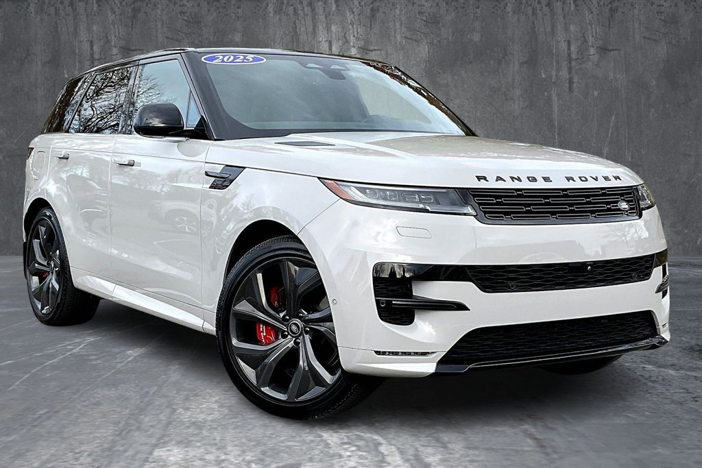 Used 2025 Land Rover Range Rover Sport Dynamic SE AWD/4WD image 3