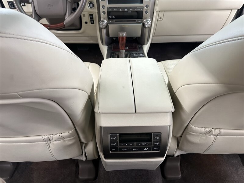 Used 2012 Lexus GX 460 Premium AWD/4WD image 31