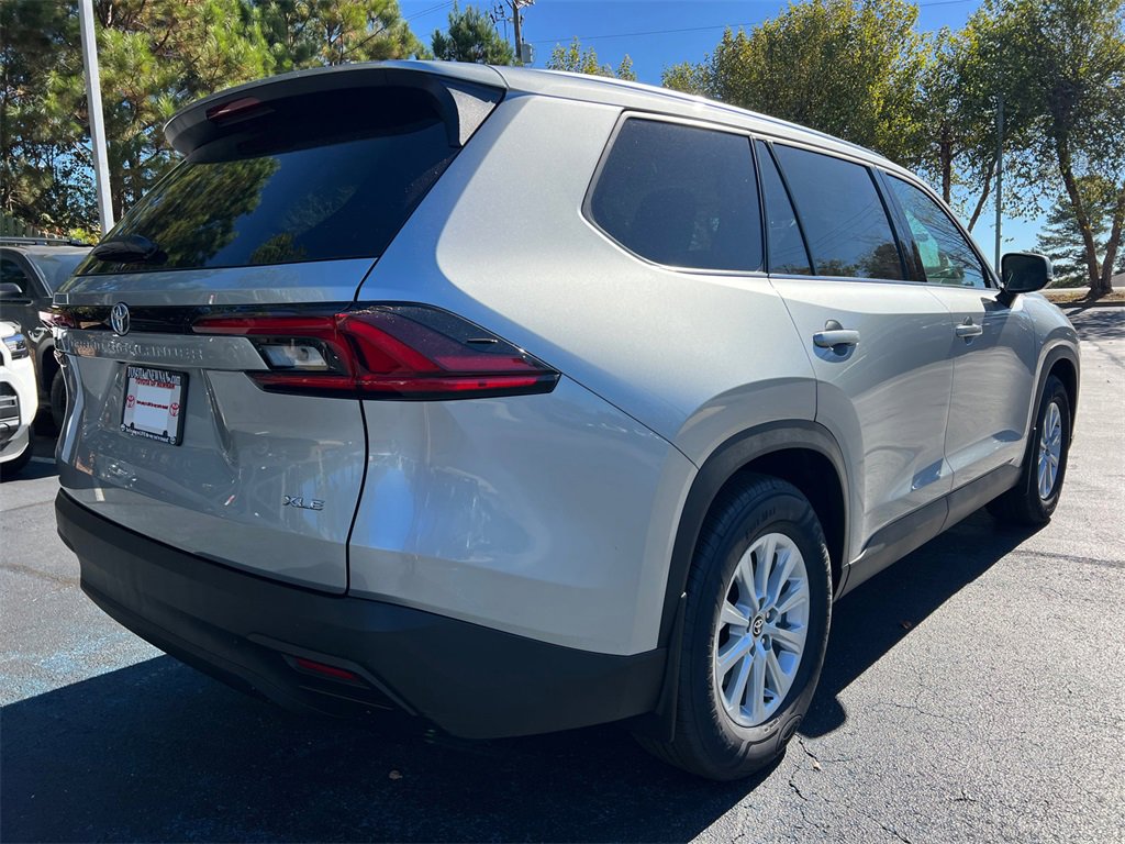 New 2026 Toyota Grand Highlander XLE image 3
