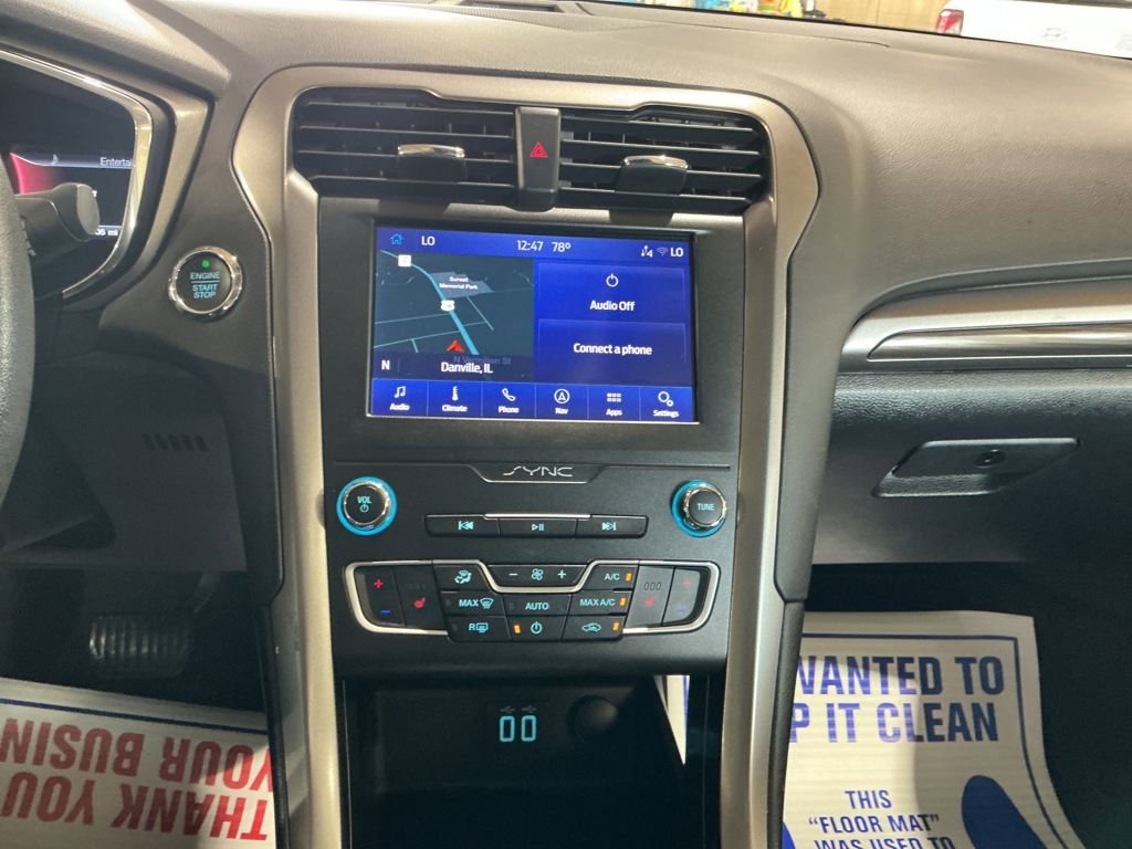 Used 2020 Ford Fusion SEL image 19