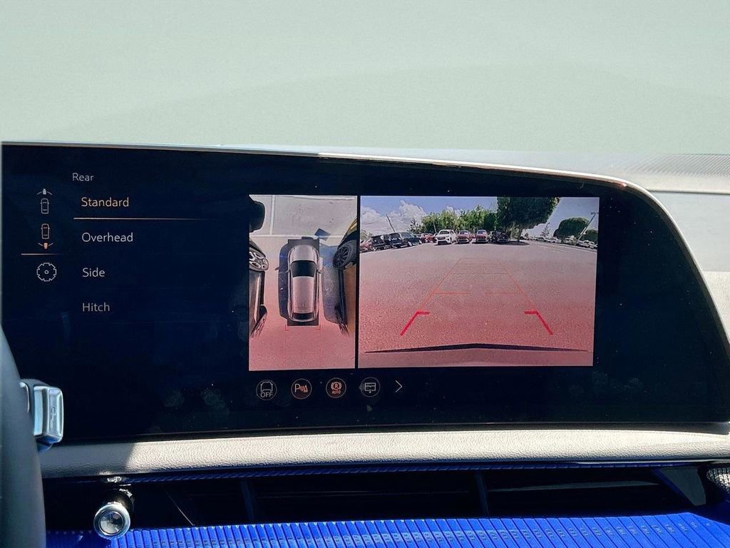 Used 2026 Cadillac Optiq Luxury 1 image 28