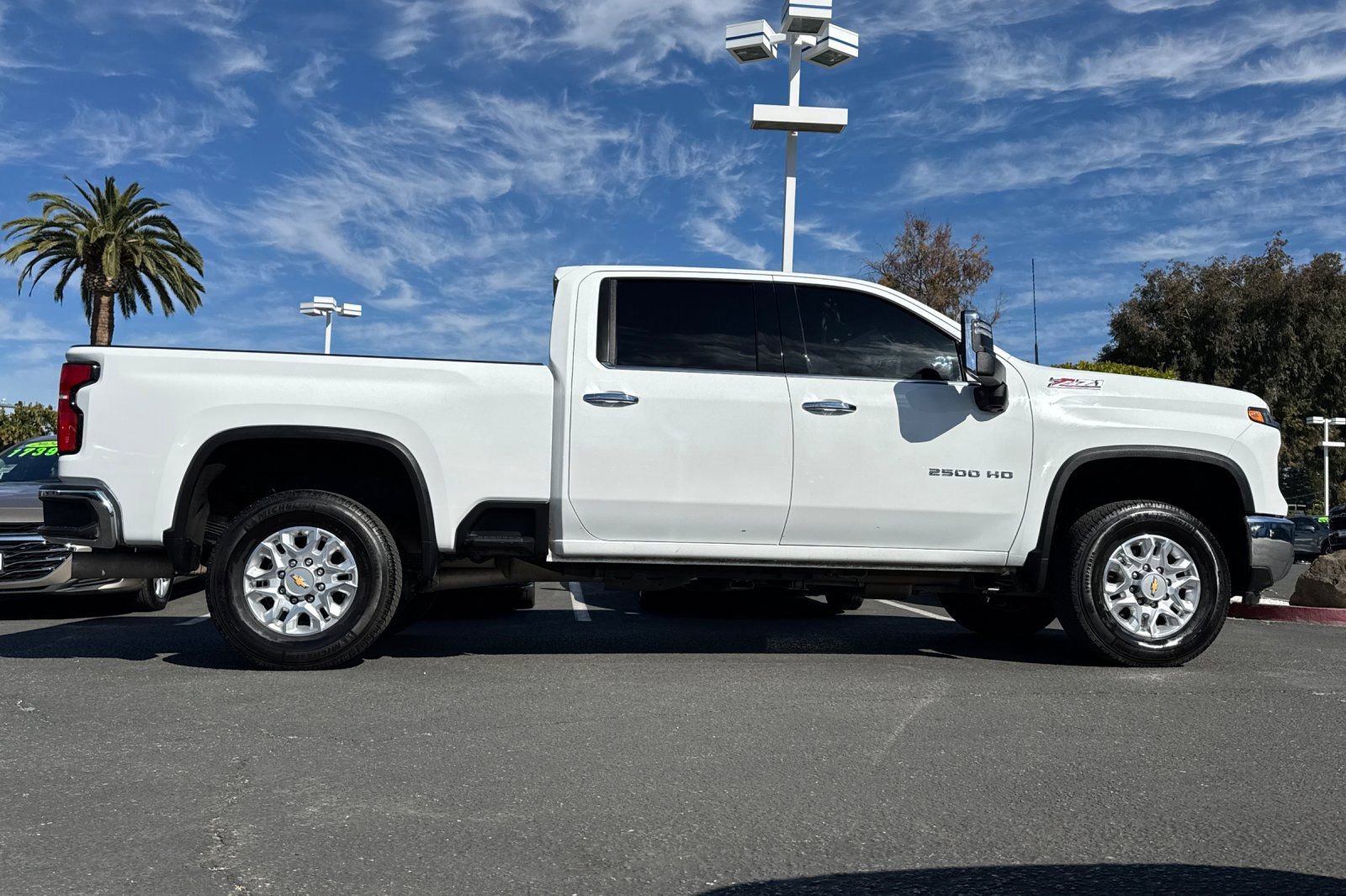 Used 2025 Chevrolet Silverado 2500 LTZ w/ LTZ Premium Package image 4