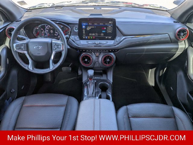 Used 2025 Chevrolet Blazer RS w/ Driver Confidence II Package FWD image 14