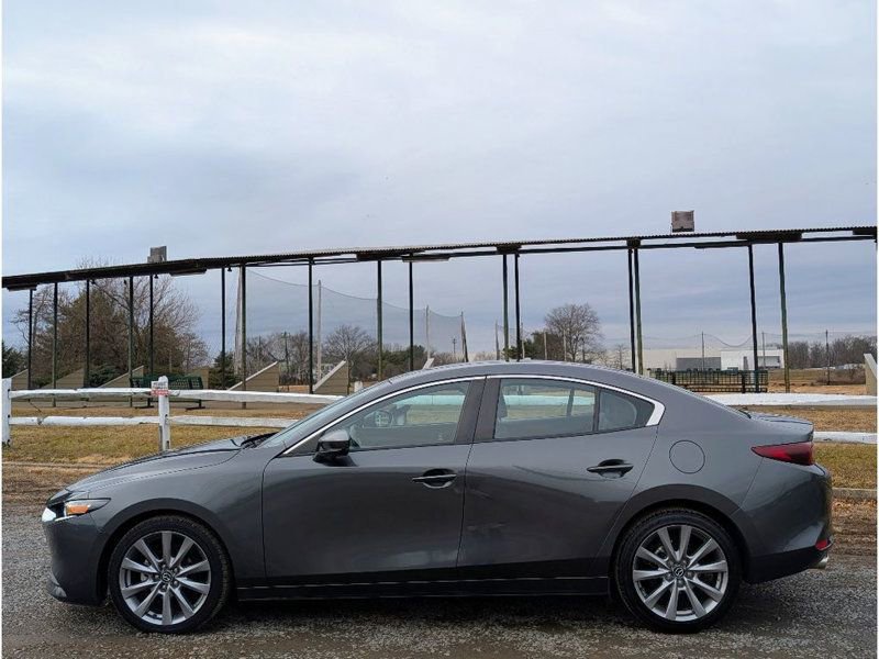Used 2023 MAZDA MAZDA3 s image 4