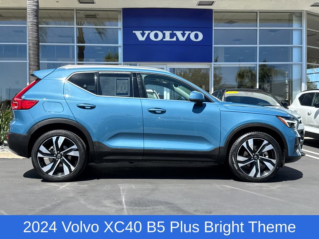 Certified 2024 Volvo XC40 B5 Plus w/ Protection Package Premier image 6