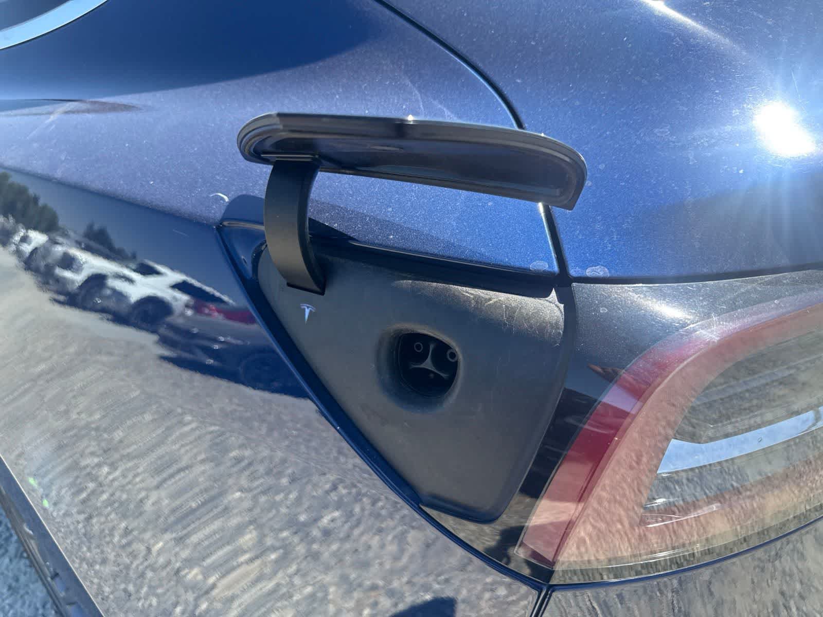 Used 2018 Tesla Model 3 Mid Range RWD image 10