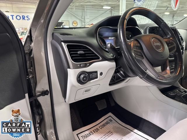 Used 2020 Jeep Cherokee Limited AWD/4WD image 19