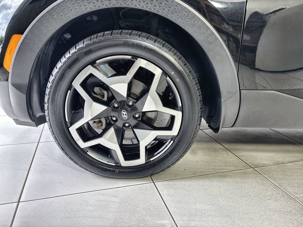 Used 2022 Hyundai Santa Cruz Limited AWD/4WD image 19