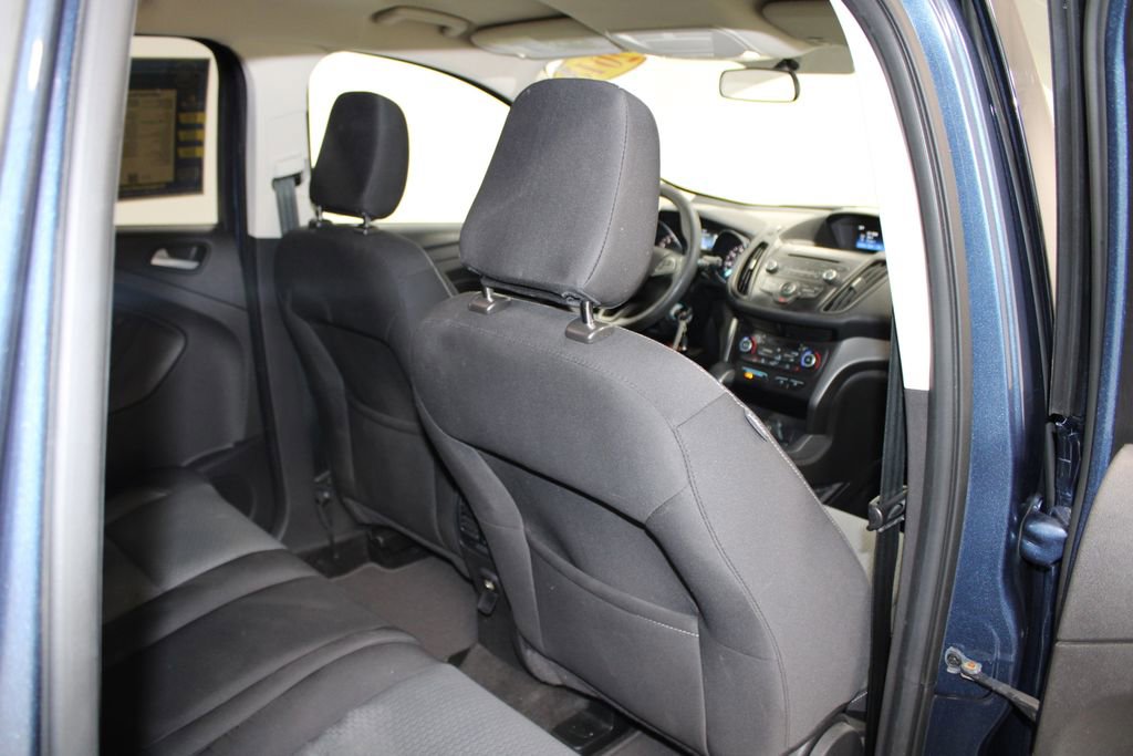 Used 2018 Ford Escape SE image 30