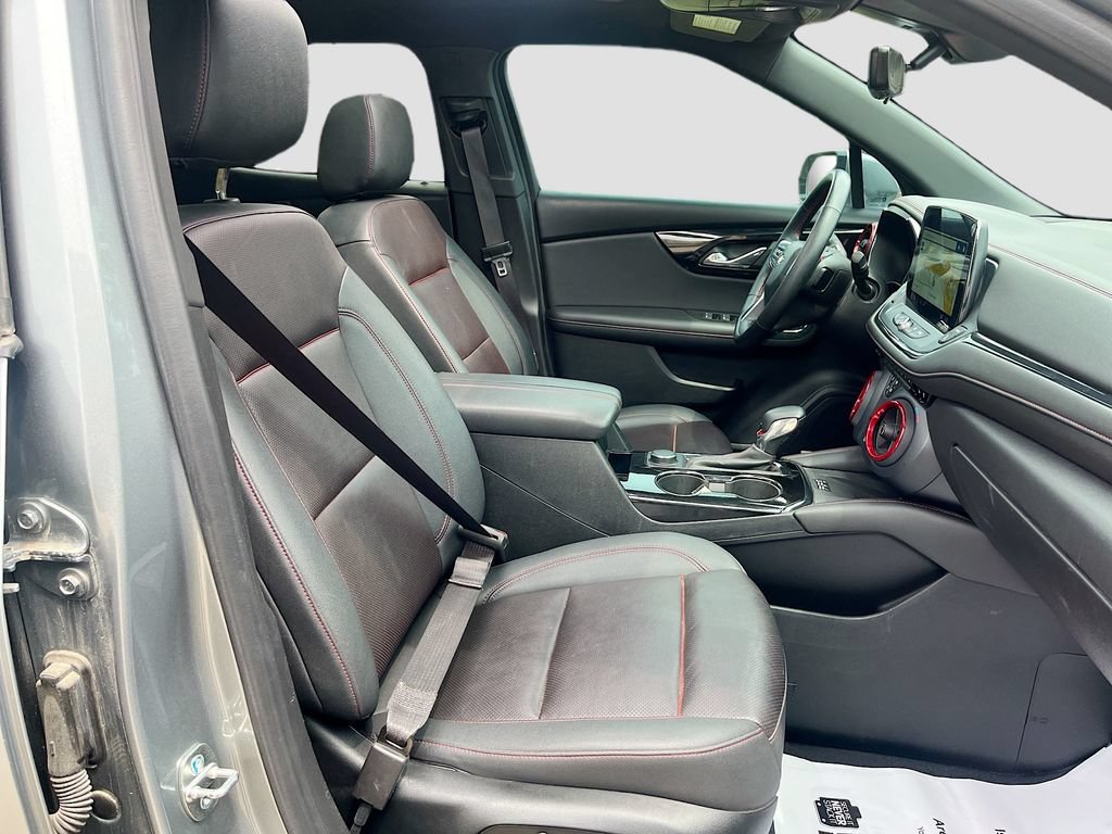 Used 2023 Chevrolet Blazer RS w/ Driver Confidence II Package FWD image 30