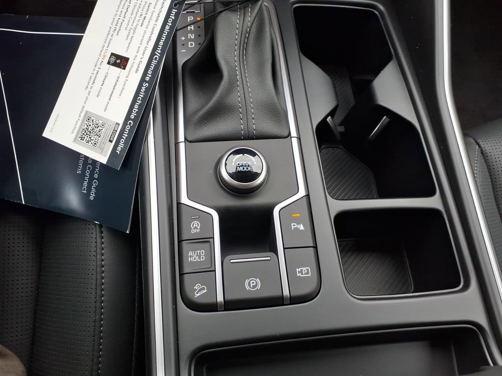 New 2026 Kia Sorento S FWD image 16