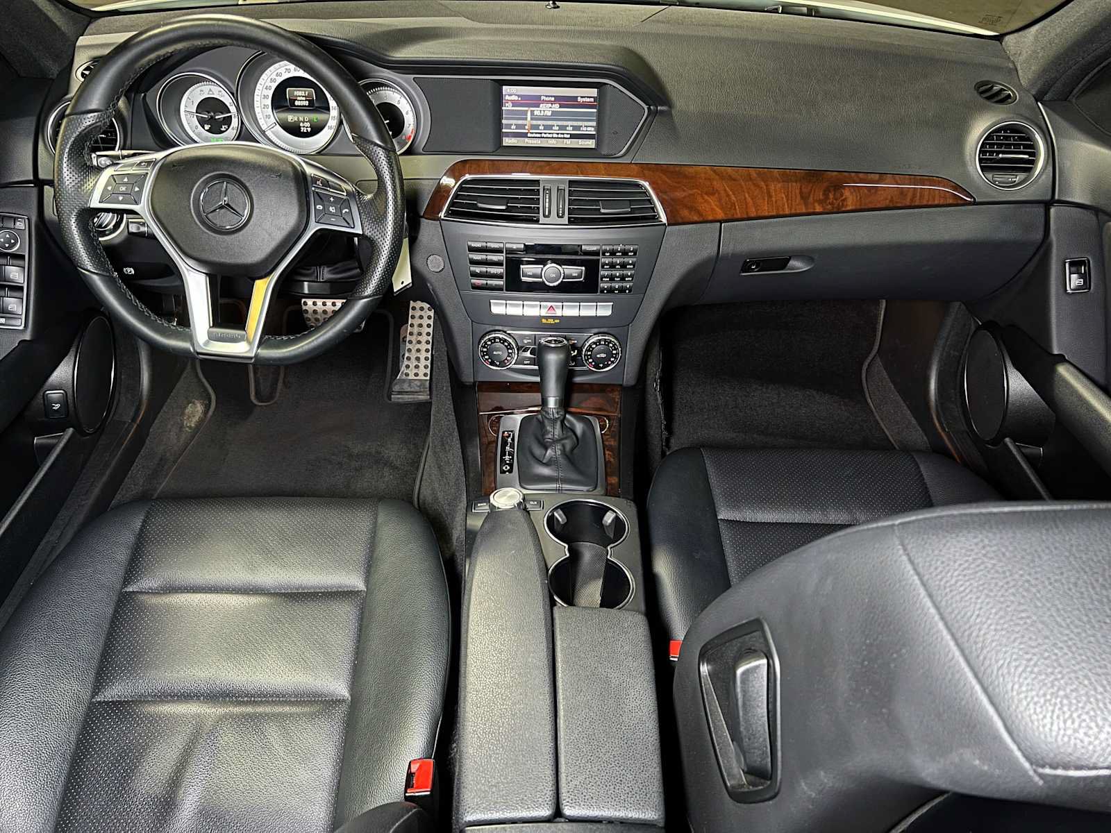 Used 2014 Mercedes-Benz C 250 Sedan image 35