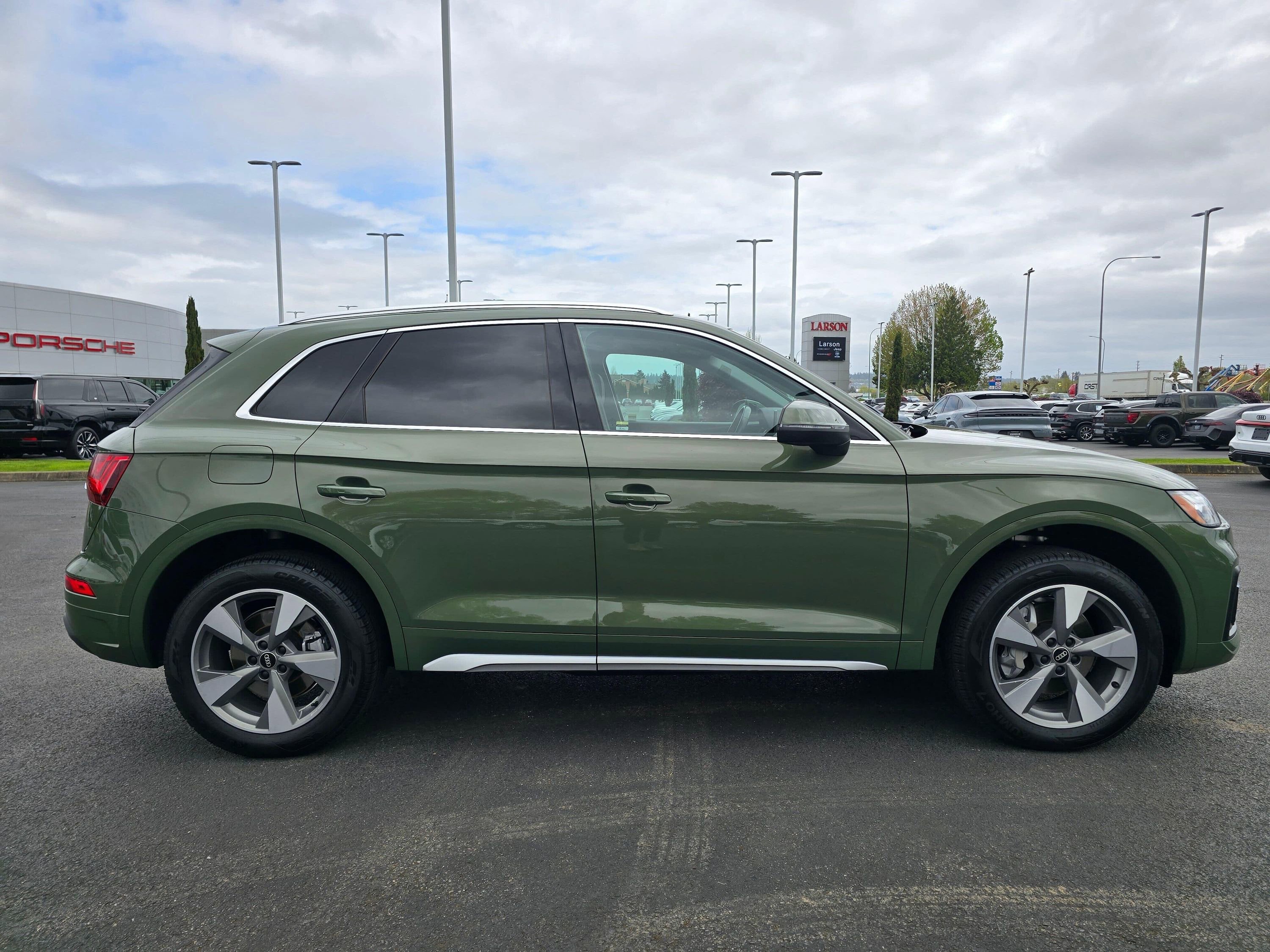 Used 2024 Audi Q5 2.0T Premium Plus AWD/4WD image 6