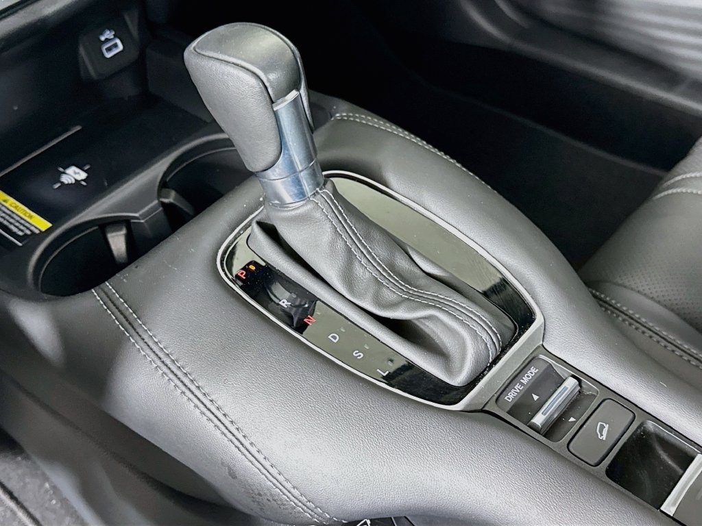 Used 2025 Honda HR-V EX-L image 16