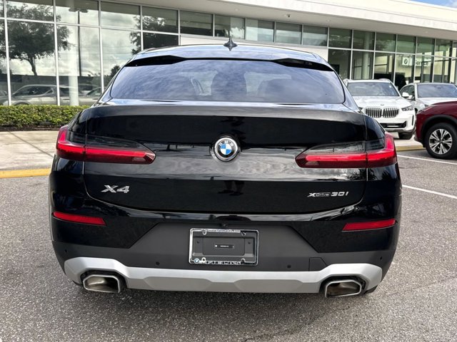 Used 2025 BMW X4 xDrive30i w/ Premium Package AWD/4WD image 4