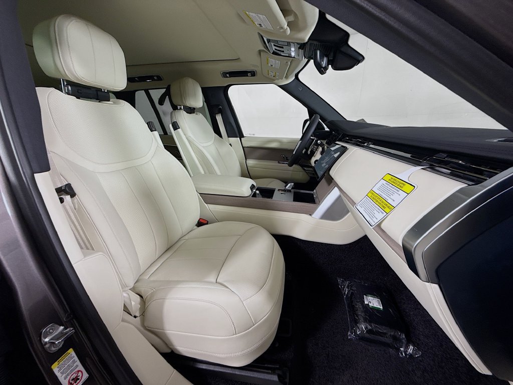 New 2026 Land Rover Range Rover SE AWD/4WD image 30