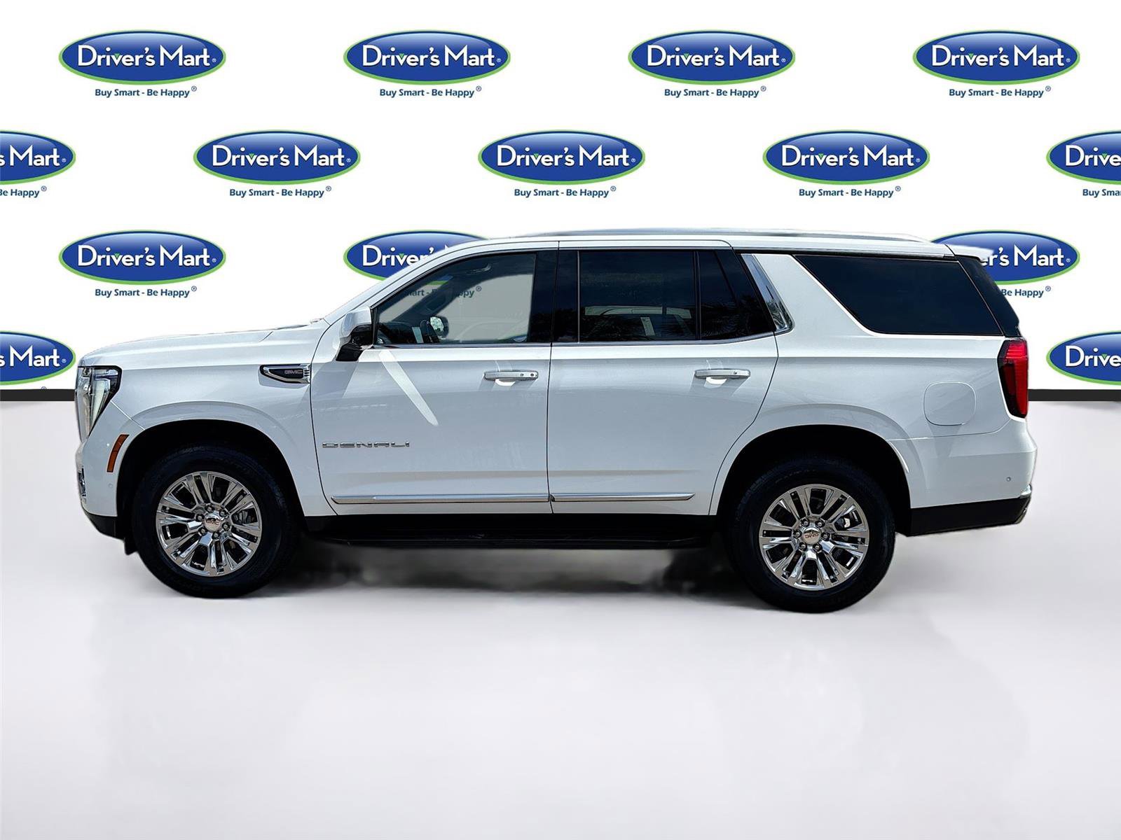 Used 2025 GMC Yukon Denali RWD image 4