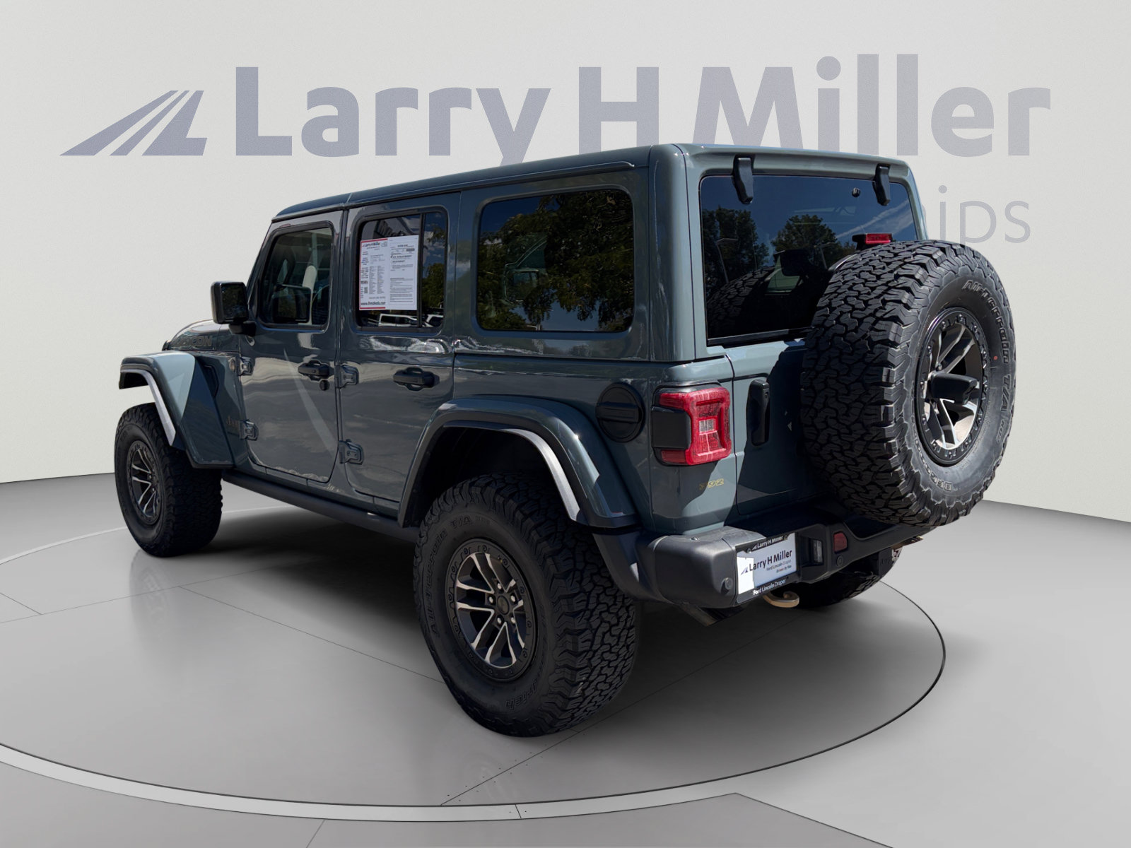 Used 2024 Jeep Wrangler Unlimited Rubicon 392 AWD/4WD image 3