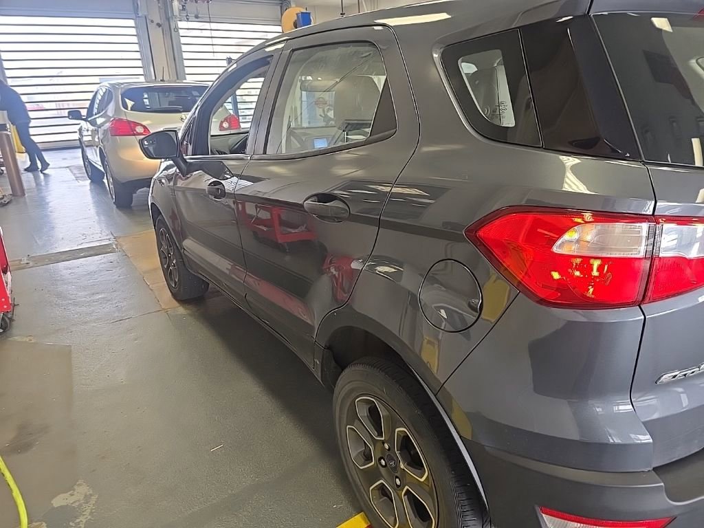 Used 2022 Ford EcoSport S image 3