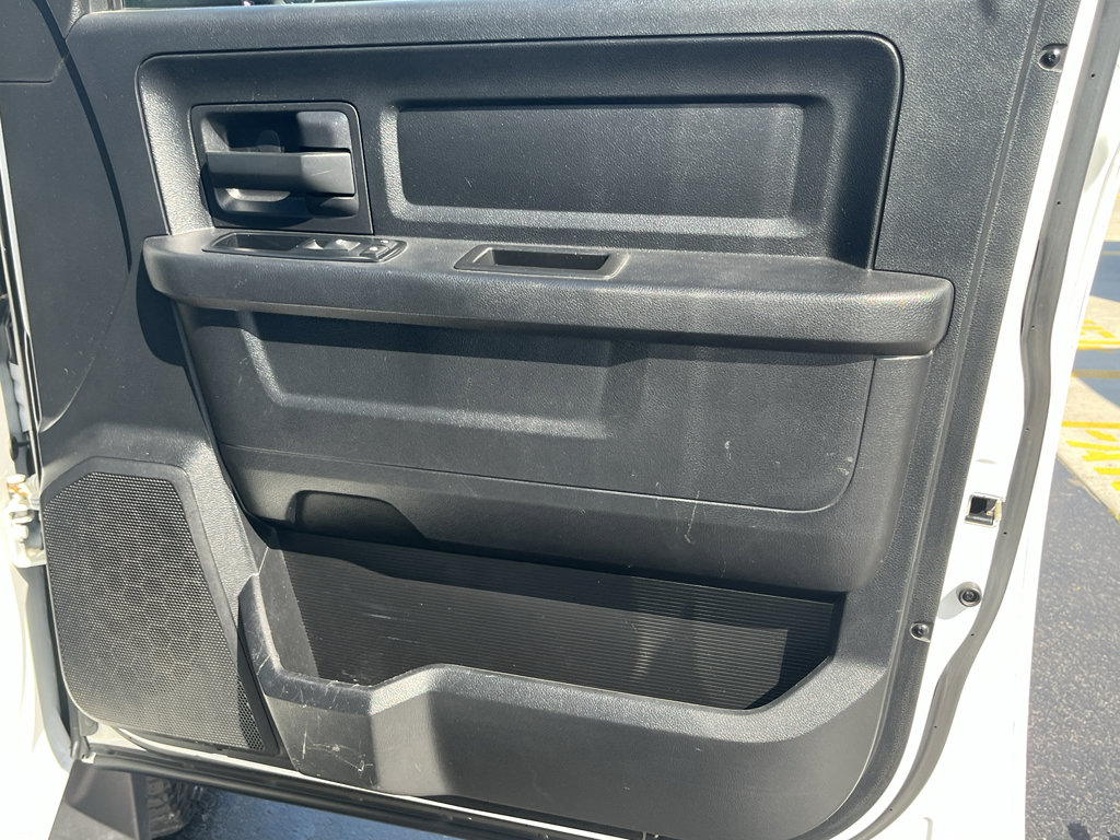 Used 2014 RAM 3500 Tradesman w/ Chrome Appearance Group AWD/4WD image 37