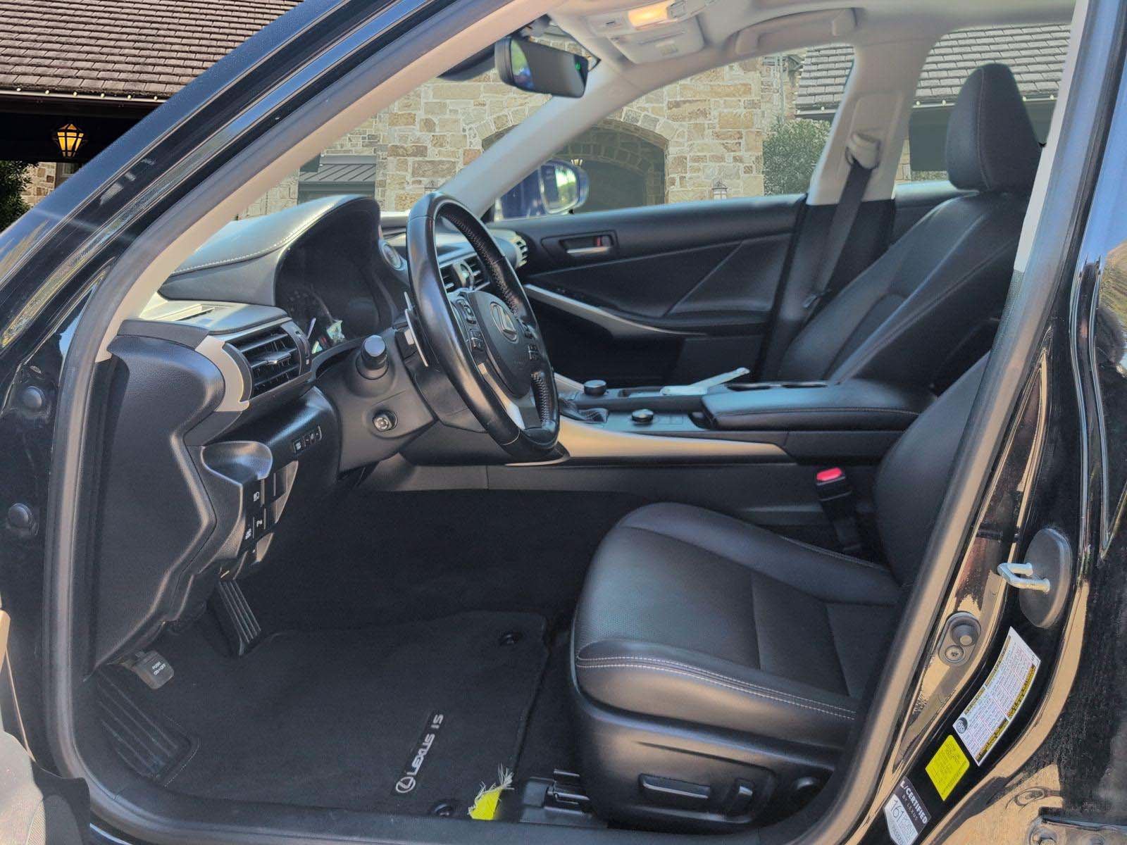 Used 2020 Lexus IS 300 w/ Premium Package RWD image 7