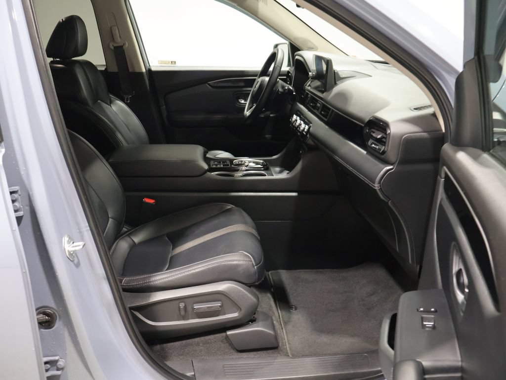 Used 2023 Honda Pilot Touring image 21