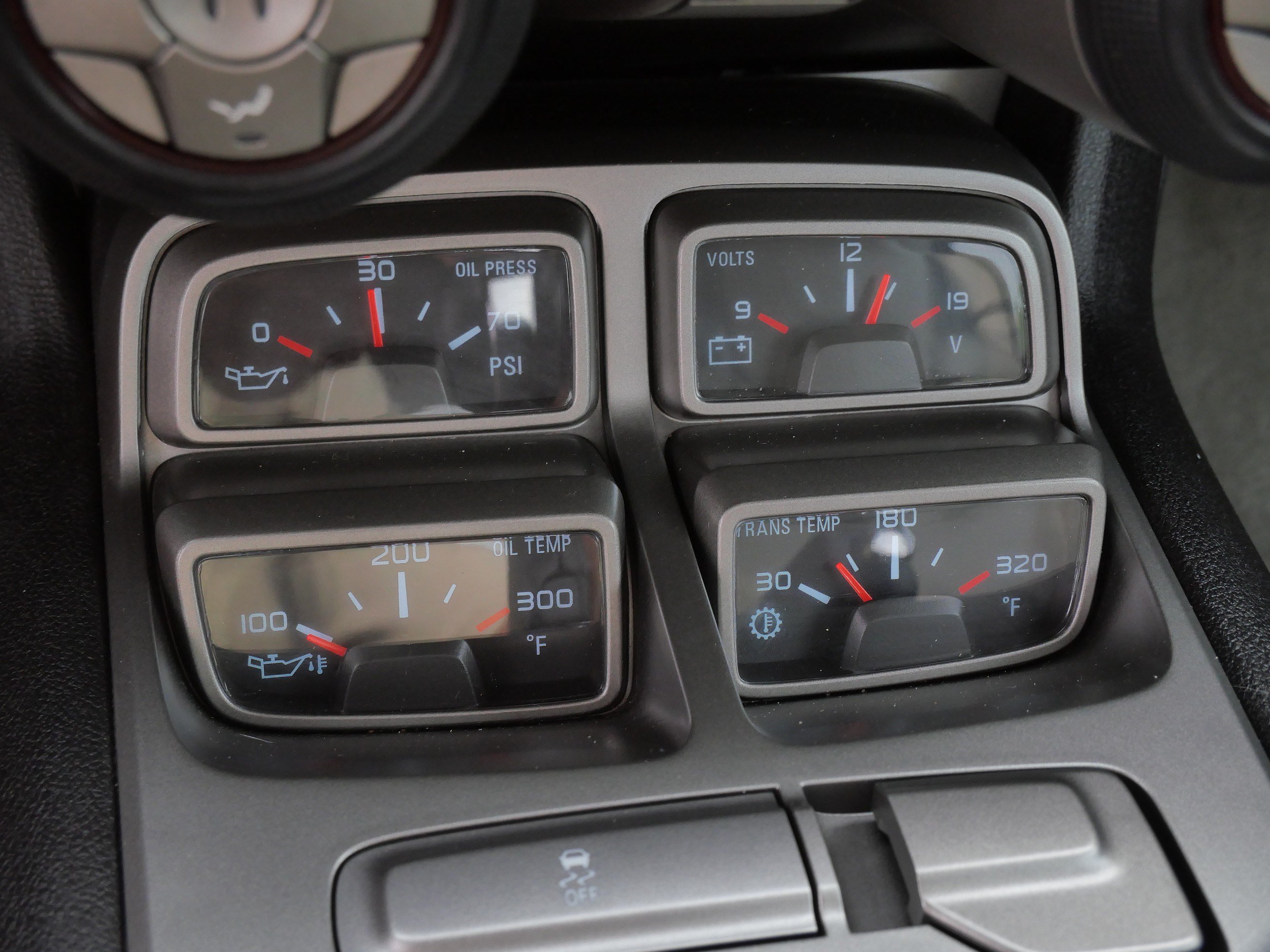 Used 2011 Chevrolet Camaro LT RWD image 29
