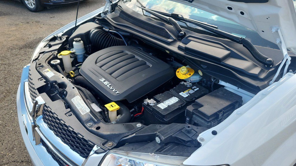 Used 2019 Dodge Grand Caravan SE FWD image 31