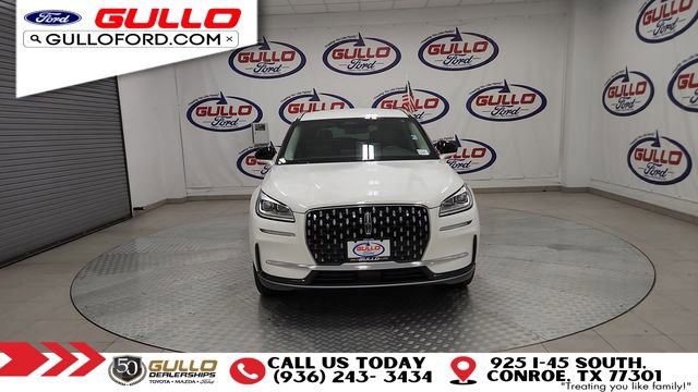 Used 2023 Lincoln Corsair Reserve image 3