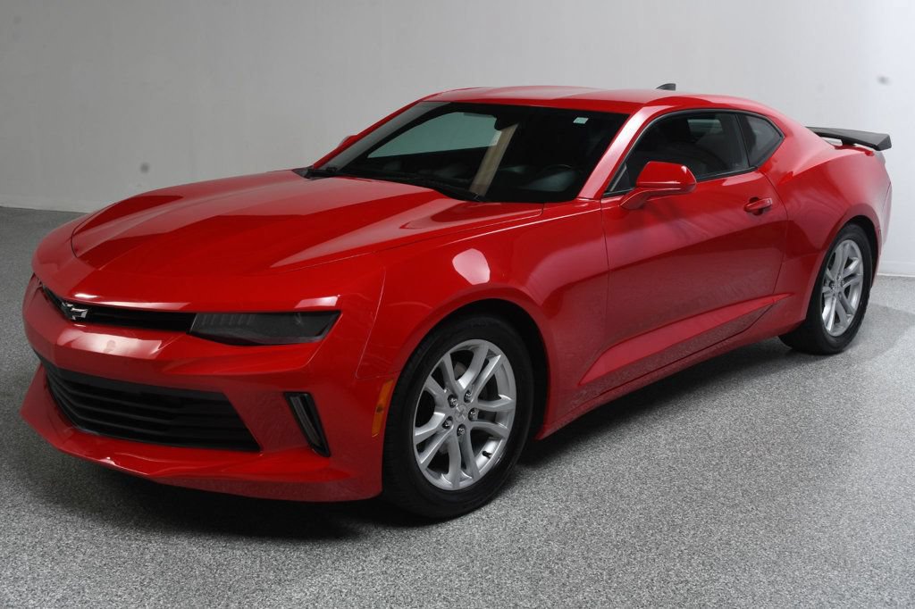 Used 2018 Chevrolet Camaro LS RWD image 2