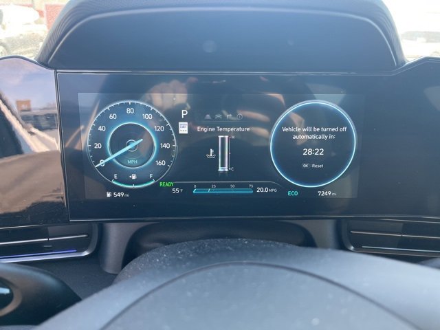 Used 2025 Hyundai Elantra SEL image 21