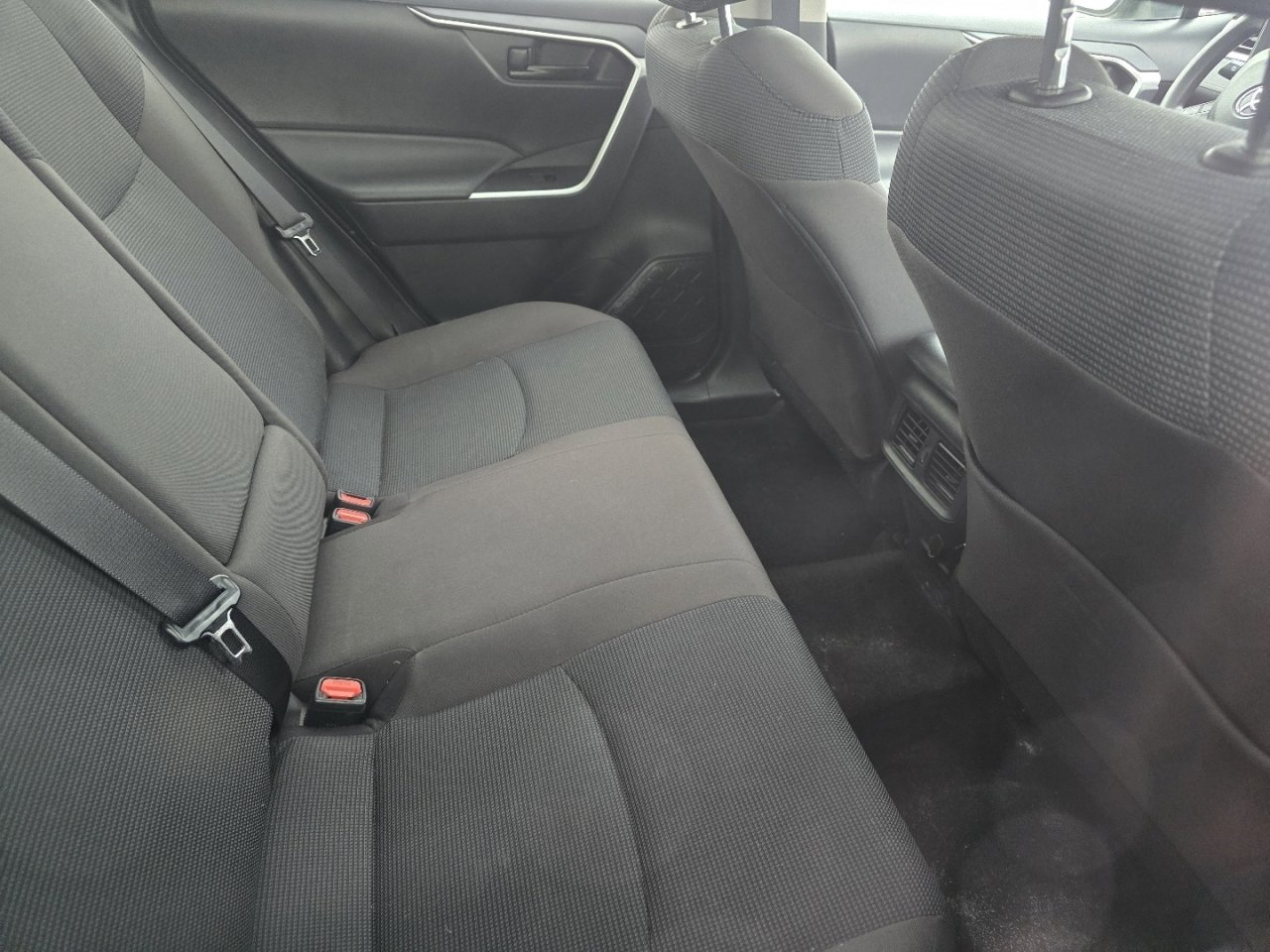 Certified 2025 Toyota RAV4 LE image 16