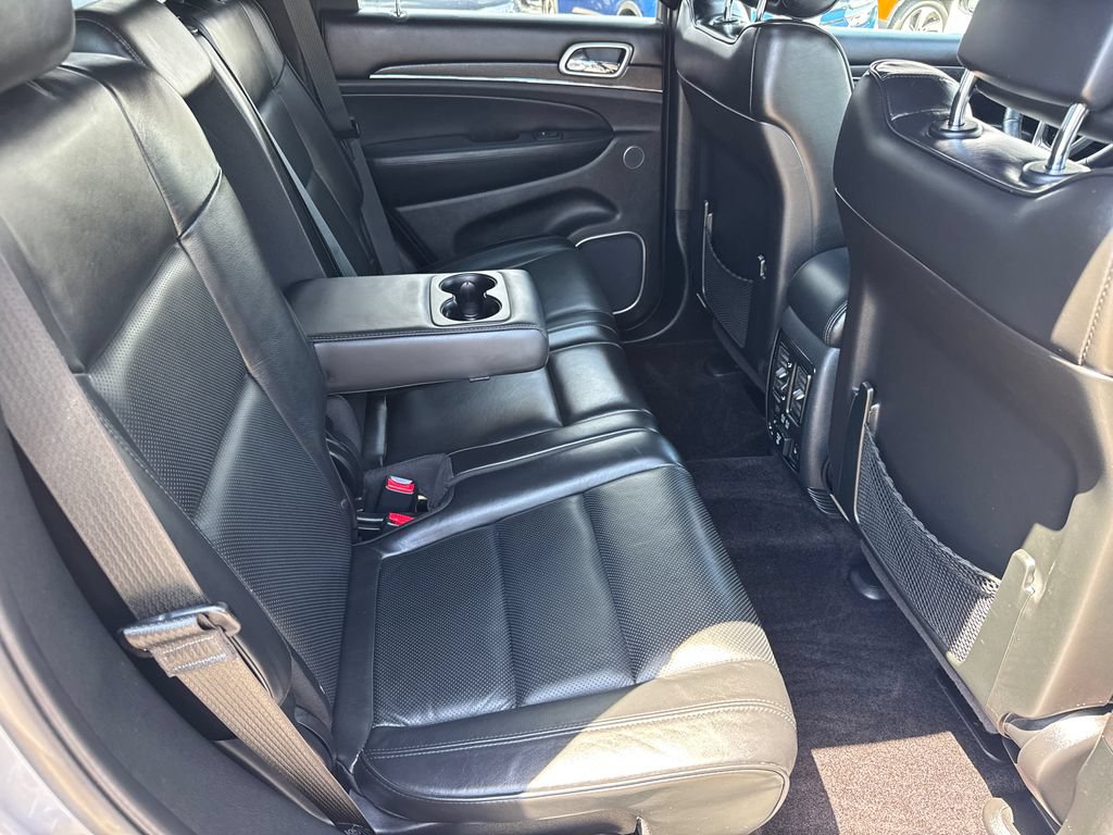 Used 2018 Jeep Grand Cherokee High Altitude AWD/4WD image 18