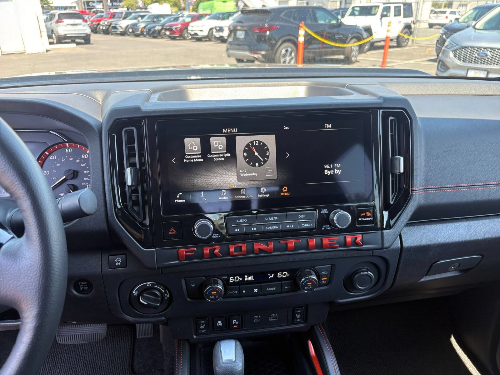 Used 2026 Nissan Frontier PRO-4X AWD/4WD image 17