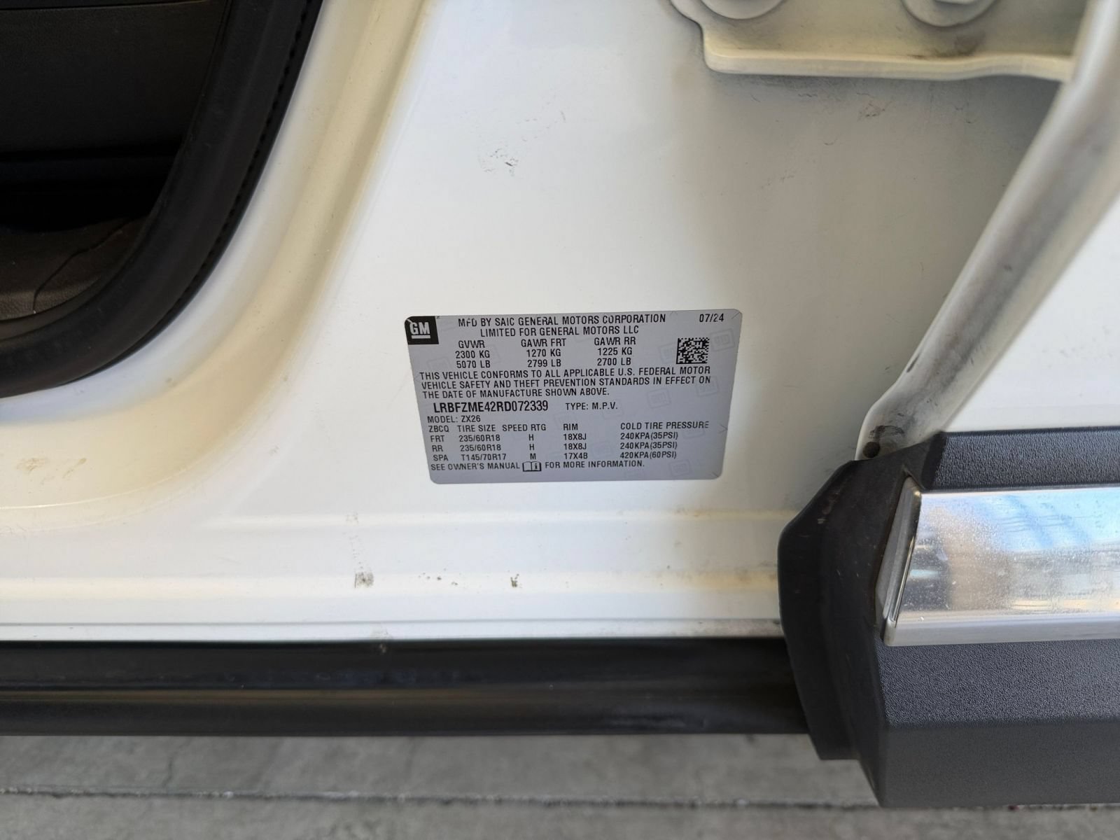 Used 2024 Buick Envision Preferred AWD/4WD image 29