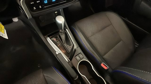 Used 2018 Toyota Corolla SE FWD image 21