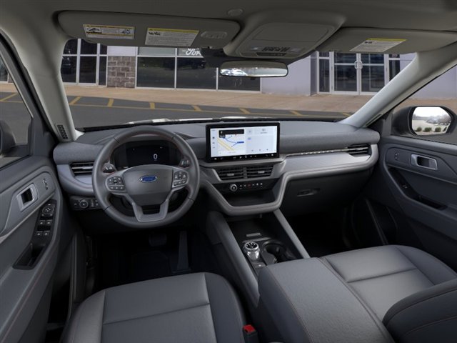 New 2025 Ford Explorer Active w/ Active Comfort Package image 9