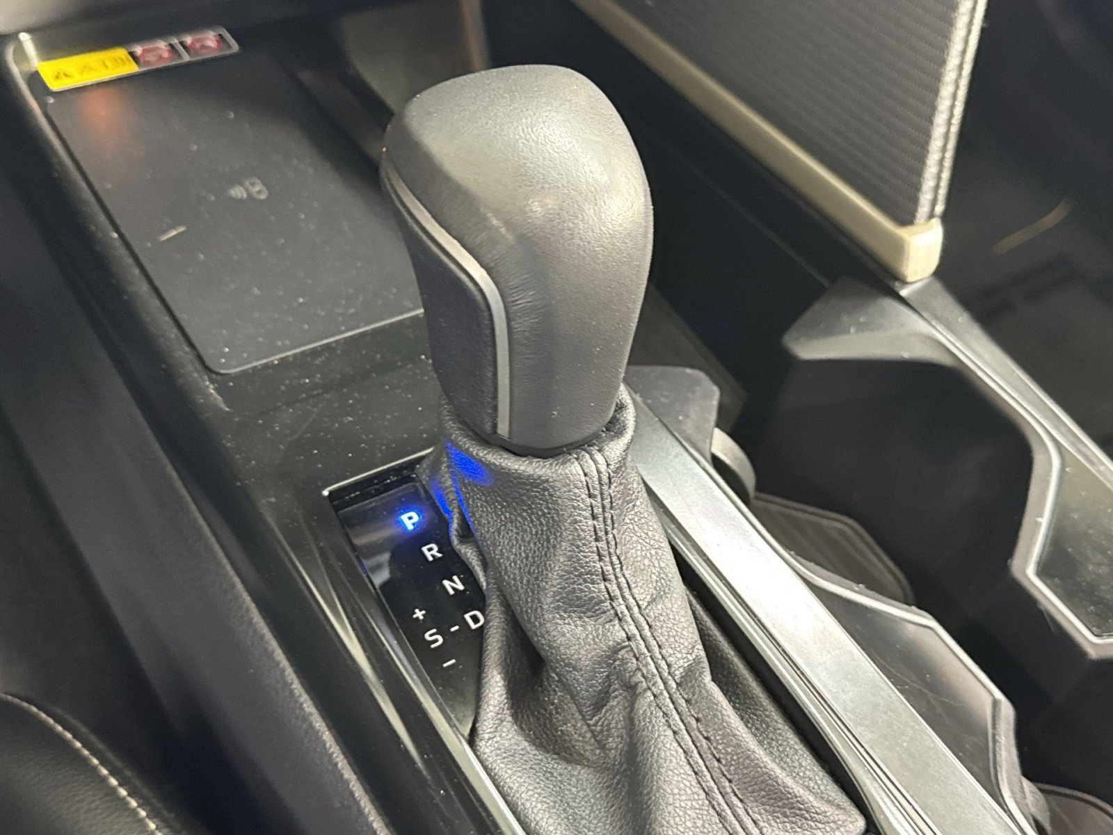 Used 2025 Toyota Camry SE FWD image 33