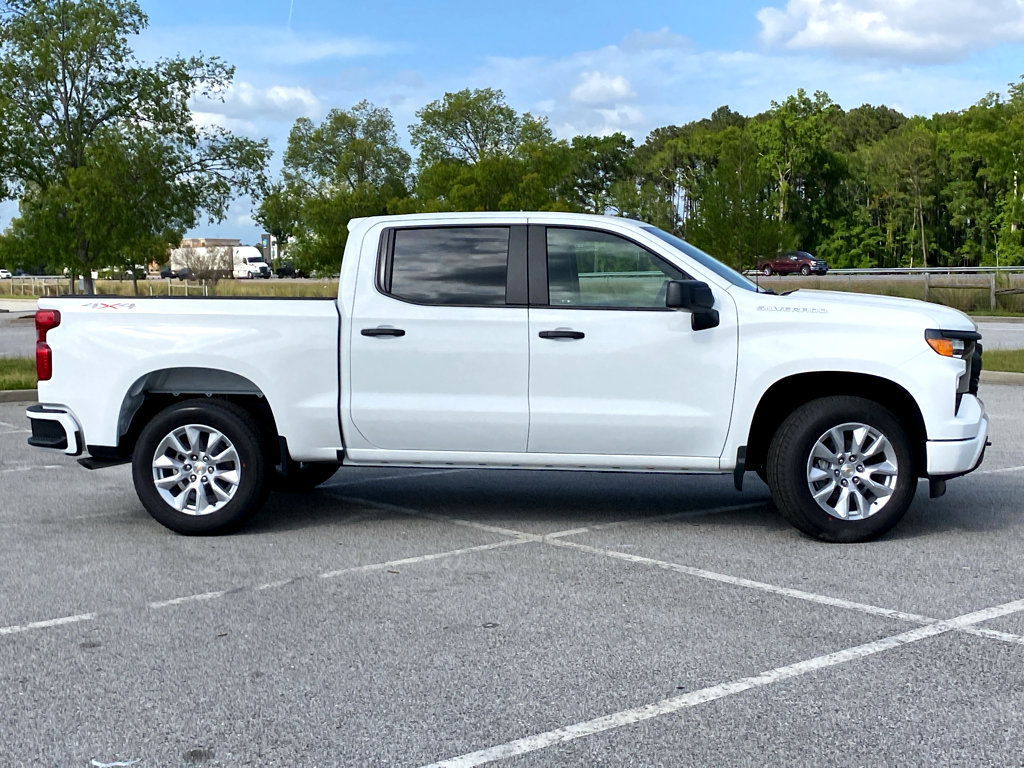New 2024 Chevrolet Silverado 1500 Custom AWD/4WD image 30