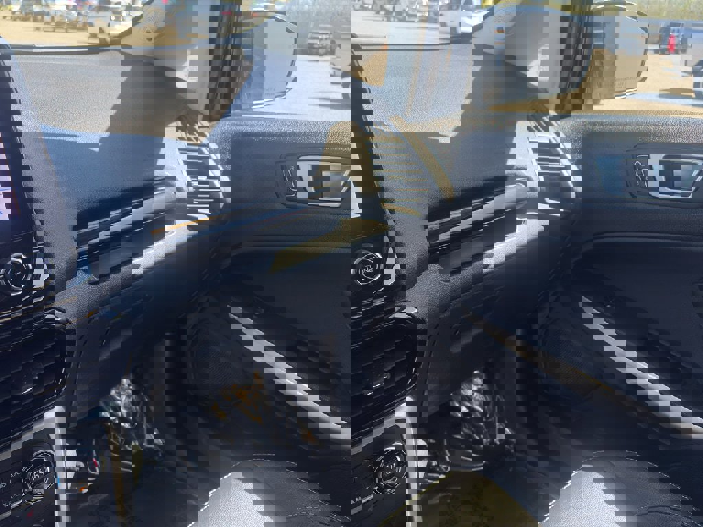 Used 2021 Ford EcoSport Titanium image 10