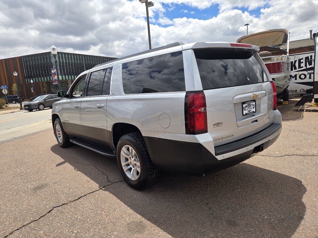 Used 2017 Chevrolet Suburban LT AWD/4WD image 8