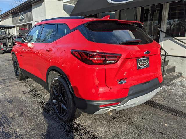 Used 2023 Chevrolet Blazer LT w/ Convenience Package image 3