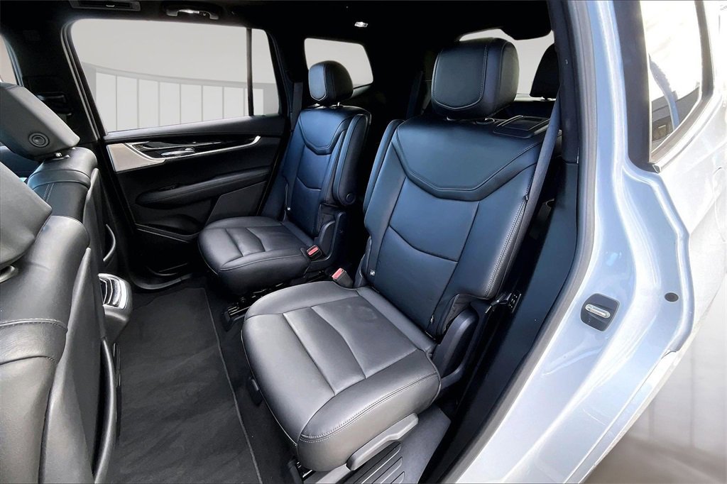 Used 2022 Cadillac XT6 Premium Luxury w/ Technology Package image 28