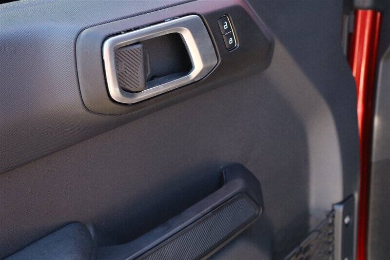 Used 2025 Ford Bronco Big Bend AWD/4WD image 13