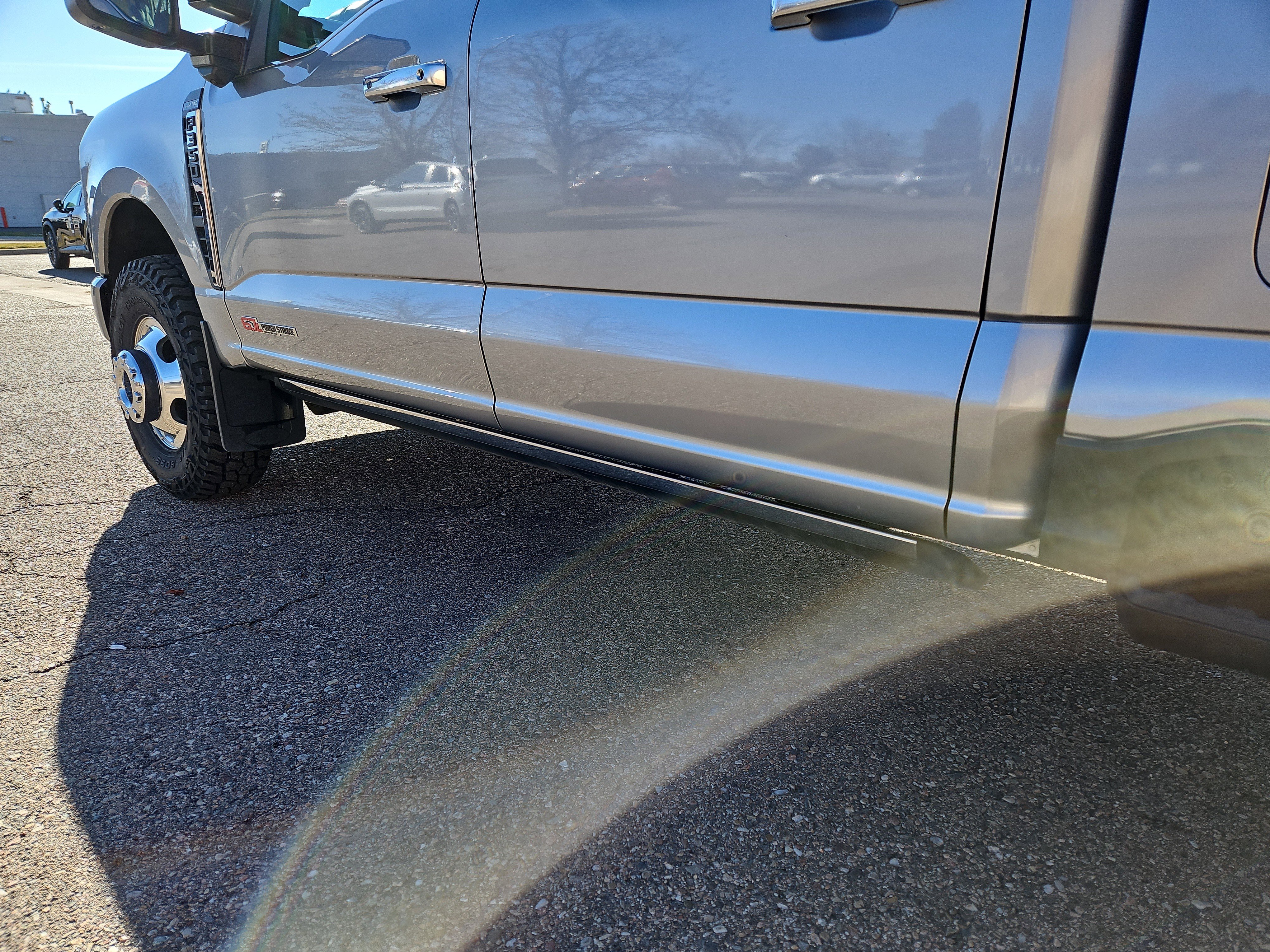 Used 2024 Ford F350 Limited w/ FX4 Off-Road Package image 37