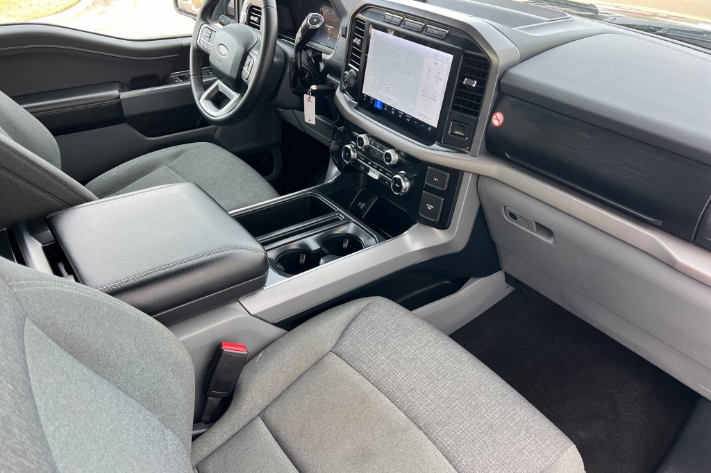 Used 2024 Ford F150 XLT w/ Mobile Office Package image 12
